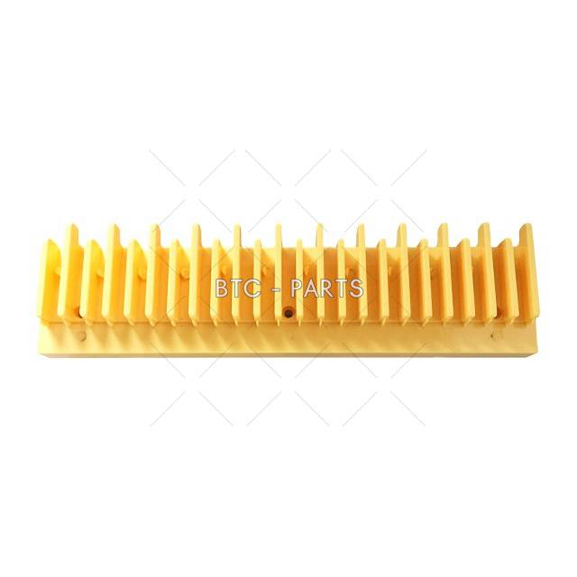 Escalator Step Demarcation L47332154B Use For Thyssenkrupp