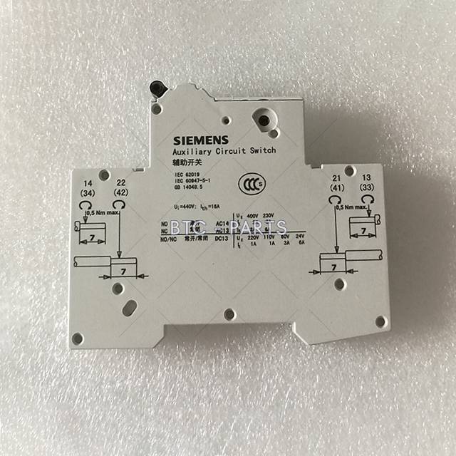 Elevator Auxiliary Current Switch 5ST3010, Ui:440V Ith:16A Use For Siemens