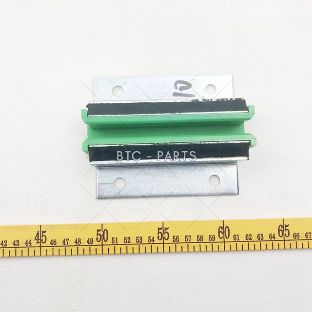 Elevator Guide Shoe ZK10672, Sliding 130x104x40mm Use For Kone
