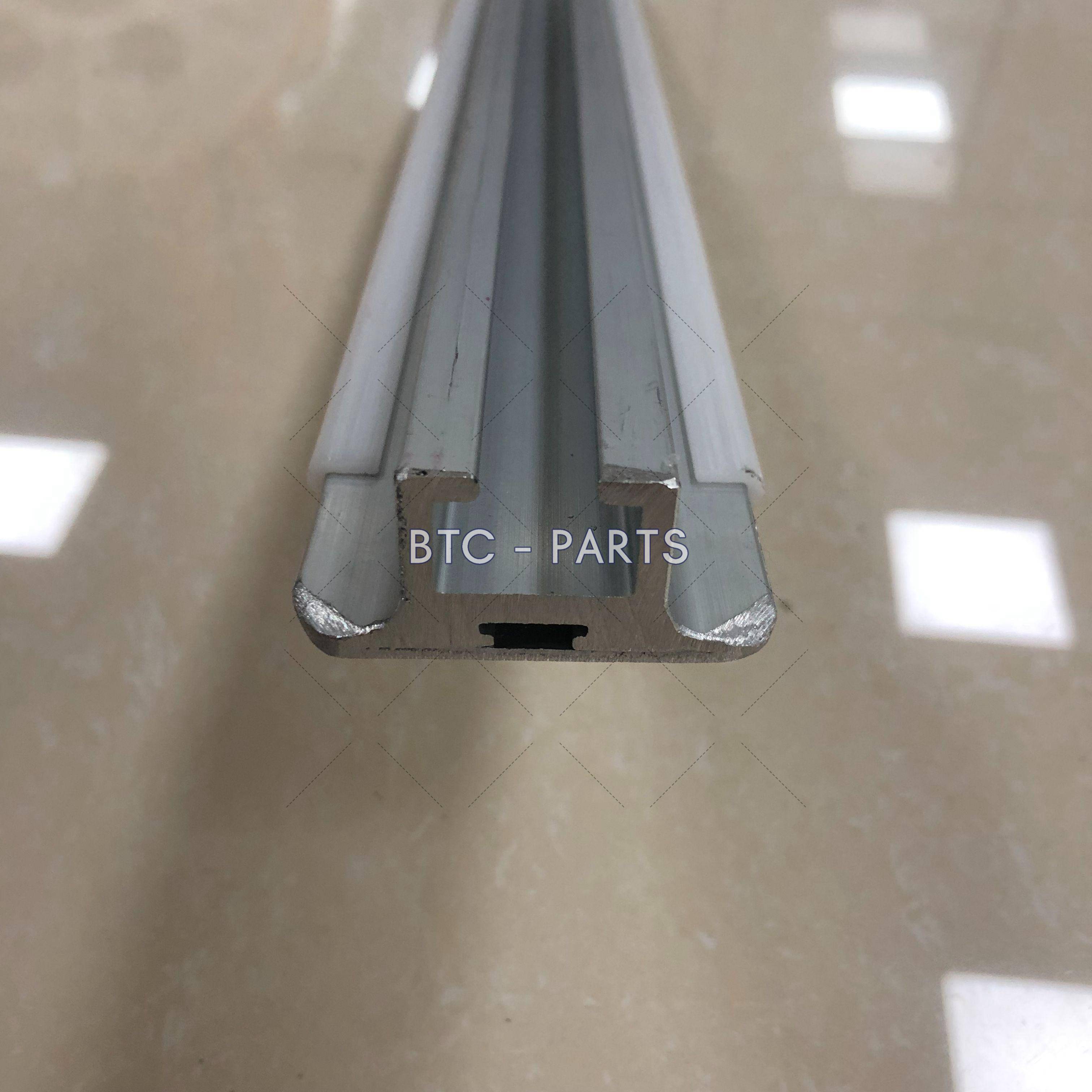 Escalator Handrail Guide Track XAA402VW6 Use For Otis